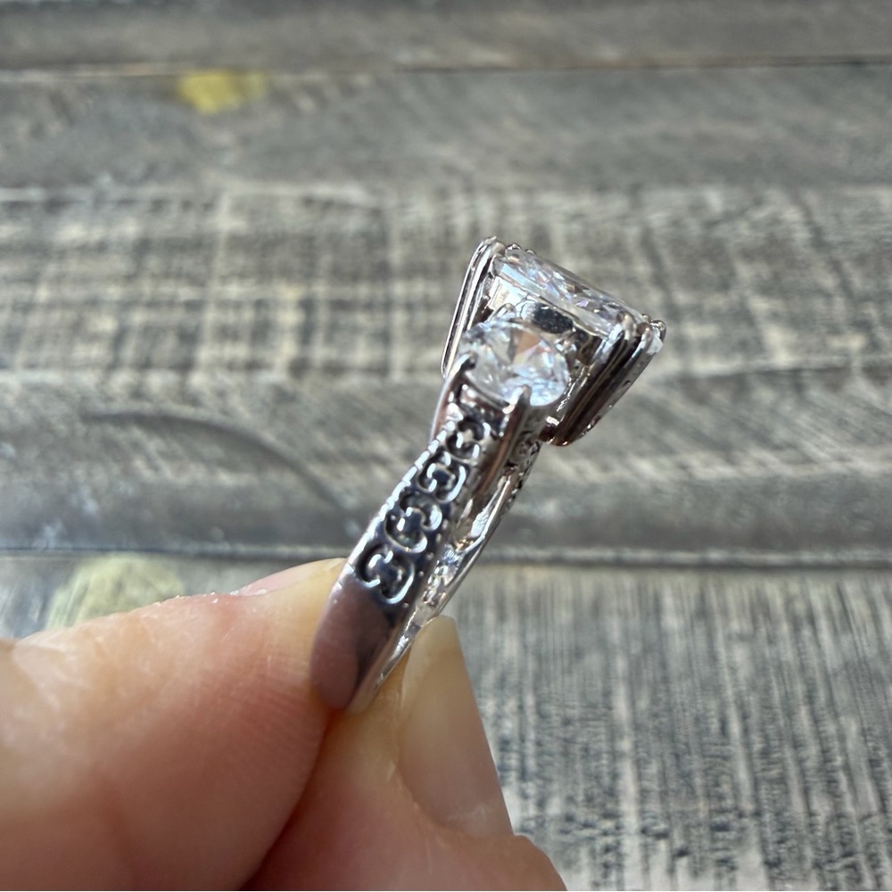 Sterling Silver Vintage Inspired Art Deco Ring - Picture 7 of 13